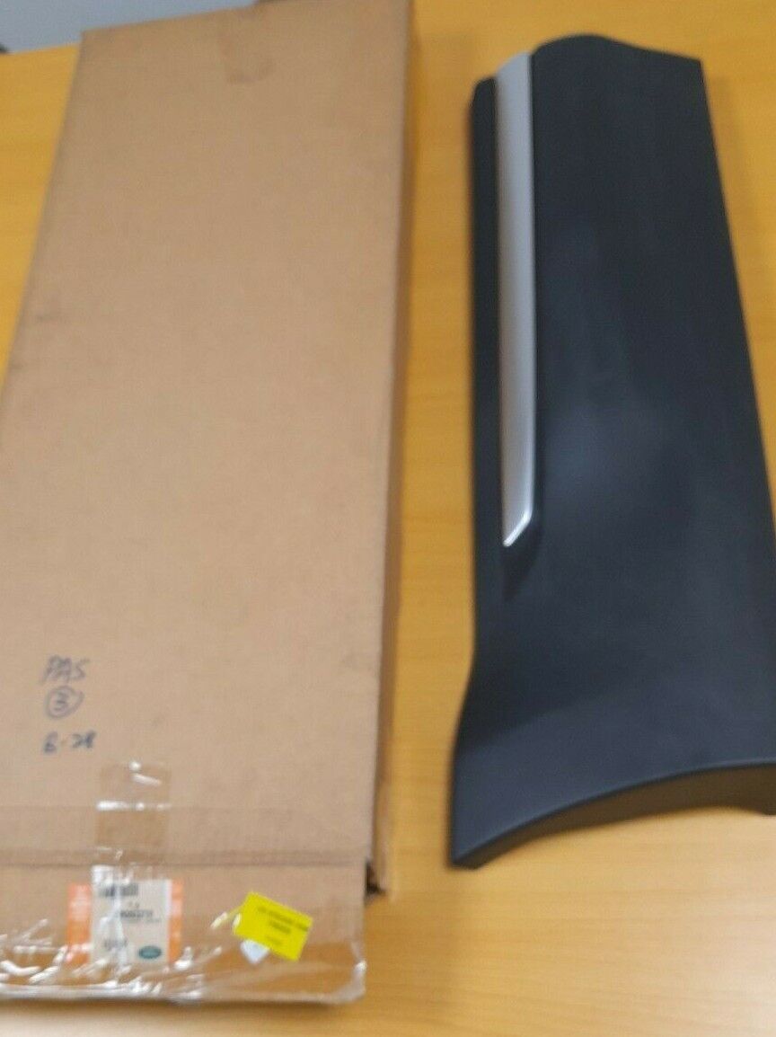 GENUINE LAND ROVER MOULDING DOOR OUTSIDE FOR RANGE ROVER EVOQUE P/N LR053219