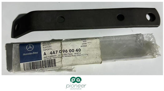 MERCEDES-BENZ 447 096 0040 BRACKET