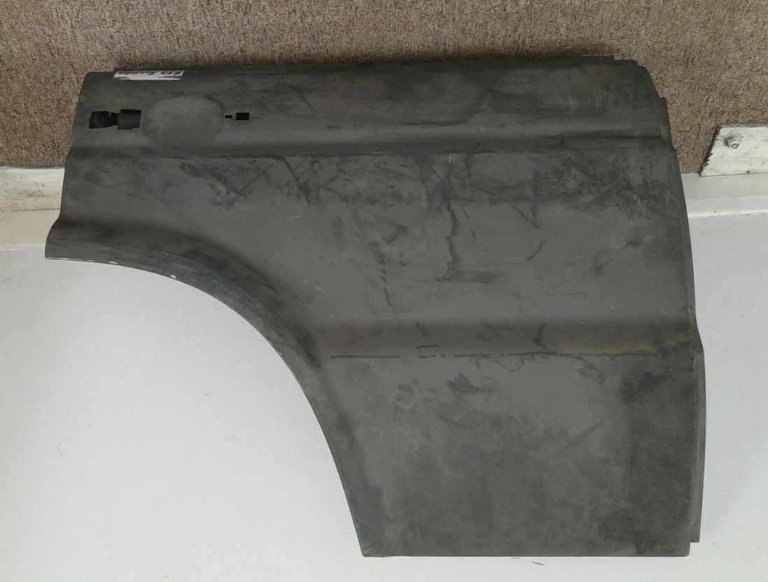 LAND ROVER DISCOVERY 2 RIGHT HAND REAR DOOR ASSEMBLY BFA700060