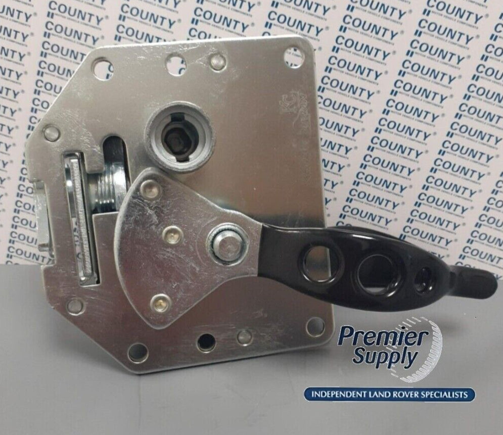 LAND ROVER DEFENDER REAR END DOOR LATCH/LOCK HANDLE NON CENTRAL LOCKING LR031336