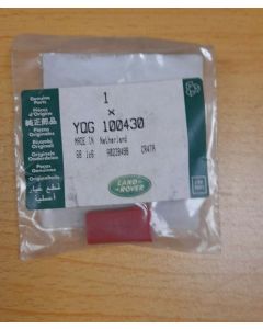 GENUINE LAND ROVER FUSE 50 AMP FEMALE SQUARE PART NUMBER YQG100430