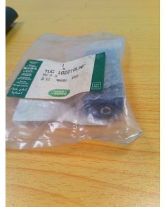 GENUINE LAND ROVER SWITCH AIRCON  PART NUMBER YUG102210LNF - FREELANDER 1 